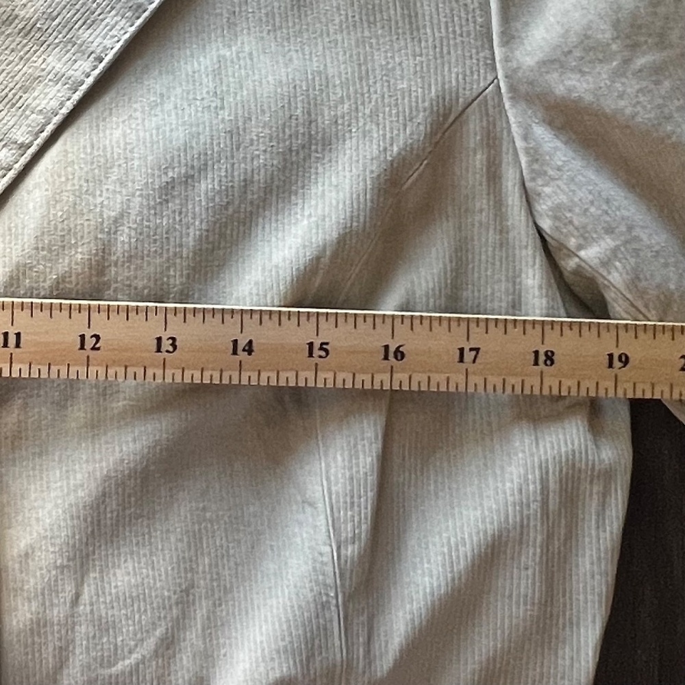 Genuine Leather Coat Never Worn - Picture 5 of 5